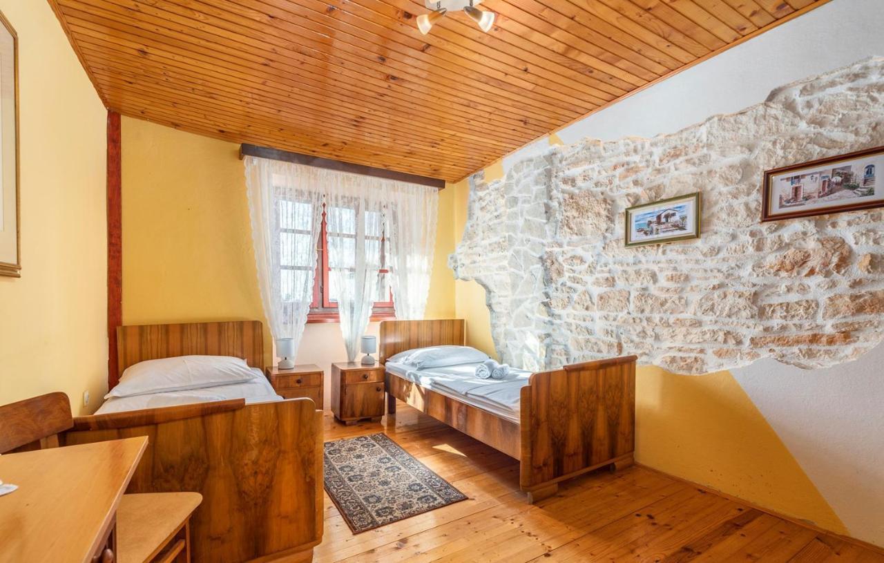 House Peresiji Hotel Szoba fotó