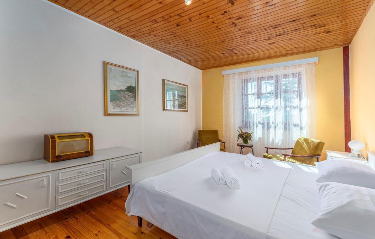House Peresiji Hotel Szoba fotó