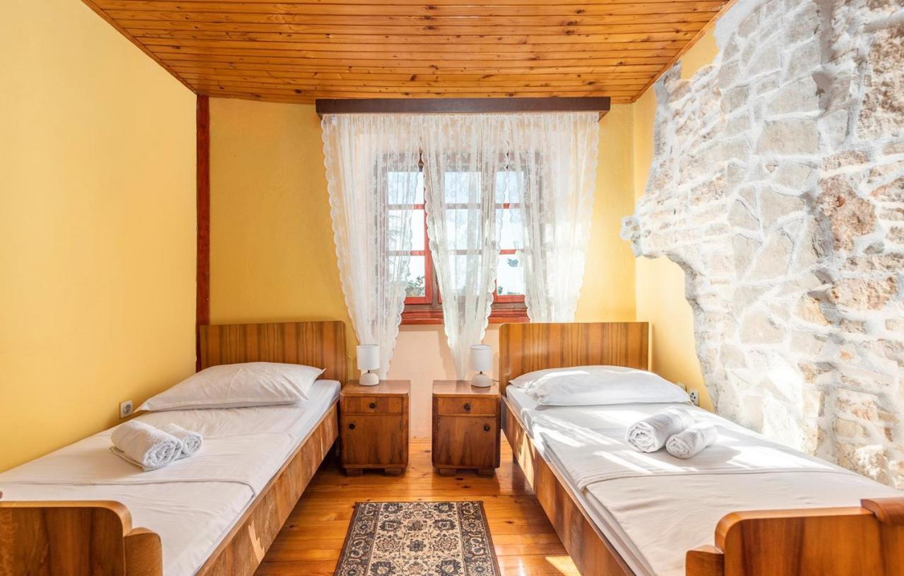 House Peresiji Hotel Szoba fotó