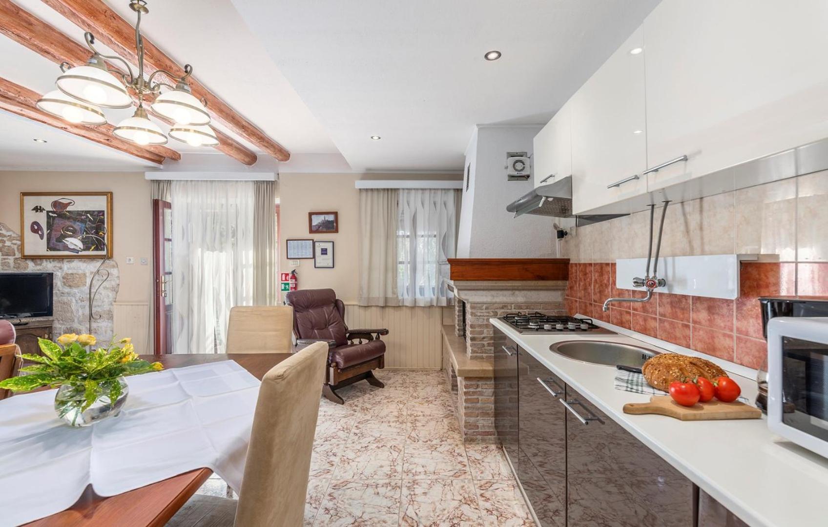 House Peresiji Hotel Kültér fotó